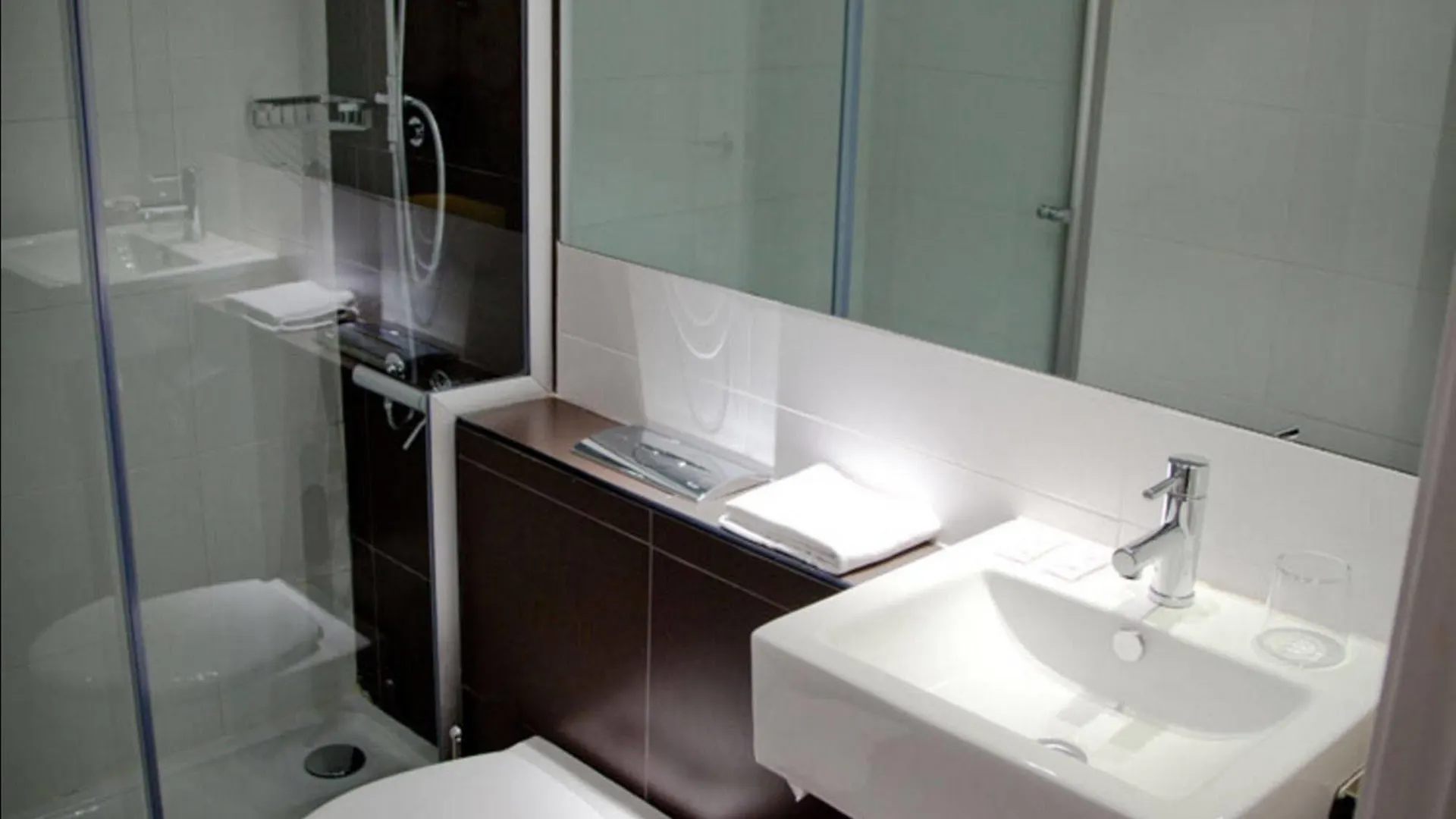 Hotel Casa Trafalgar Barcelona Spain
